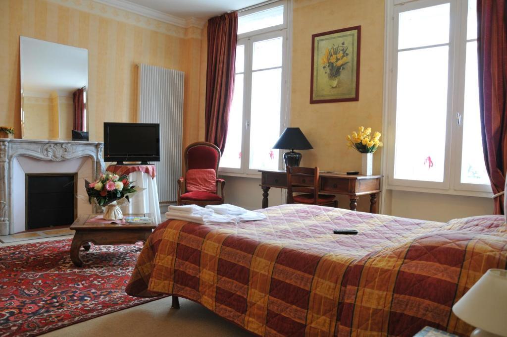 Hotel De Paris Charleville-Mézières Cameră foto